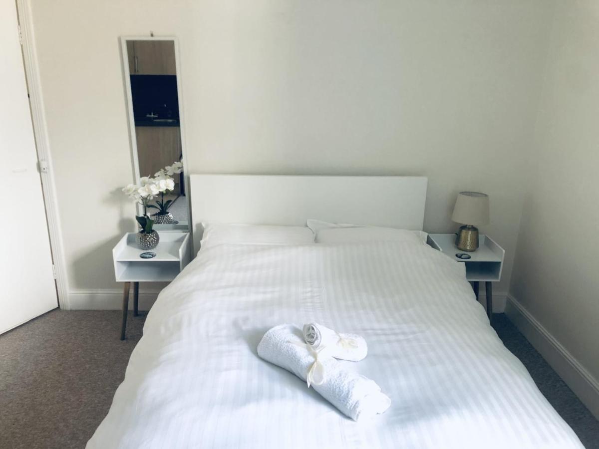 Poole Stay Buitenkant foto